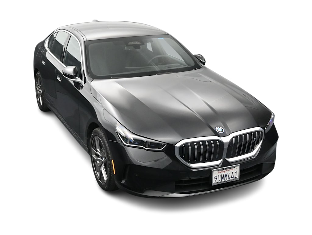 Thumbnail: 2026 BMW i5 - 19