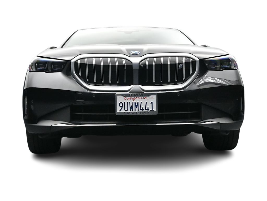 Thumbnail: 2026 BMW i5 - 26