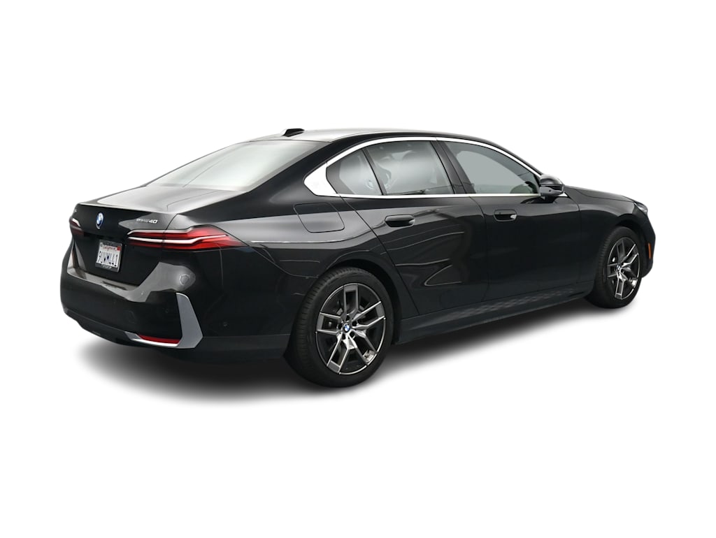 Thumbnail: 2026 BMW i5 - 15