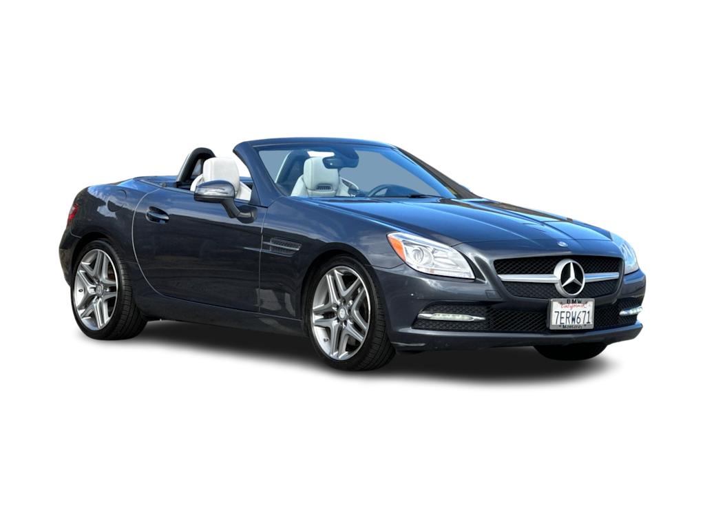 Thumbnail: 2014 Mercedes-Benz SLK - 17