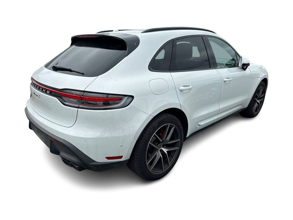 2023 Porsche Macan S 8