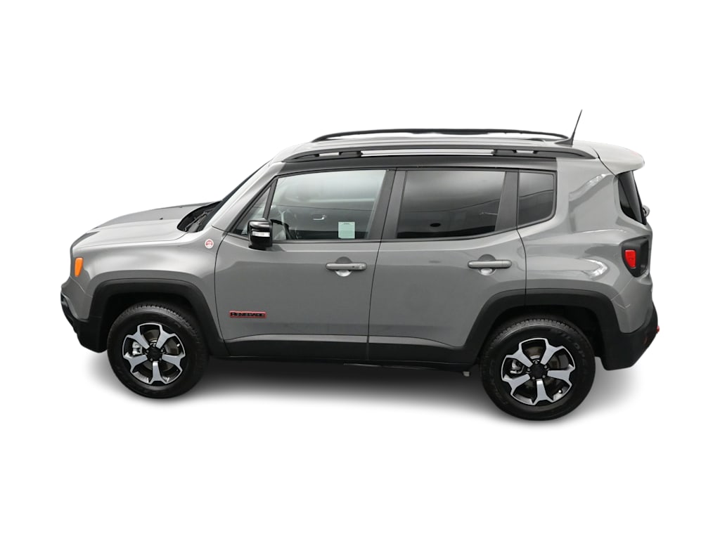 Thumbnail: 2022 Jeep Renegade - 25