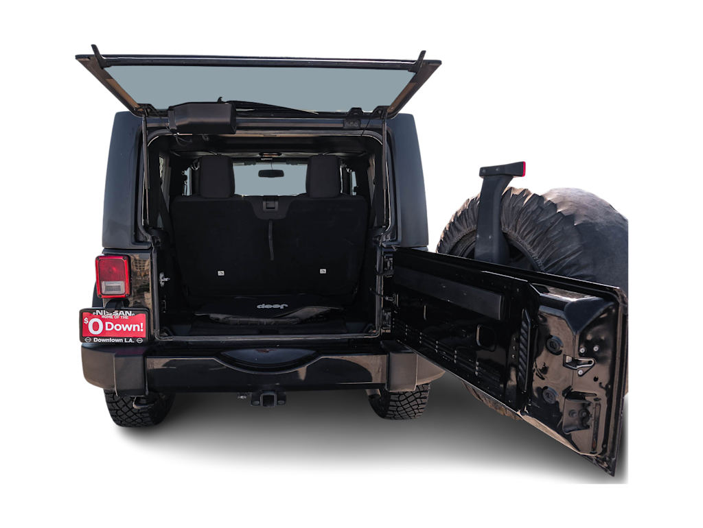 Thumbnail: 2016 Jeep Wrangler - 16