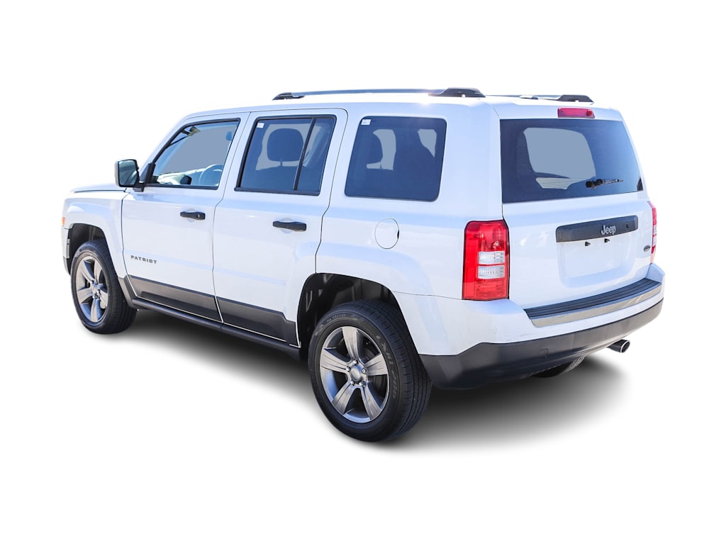 Thumbnail: 2016 Jeep Patriot - 3
