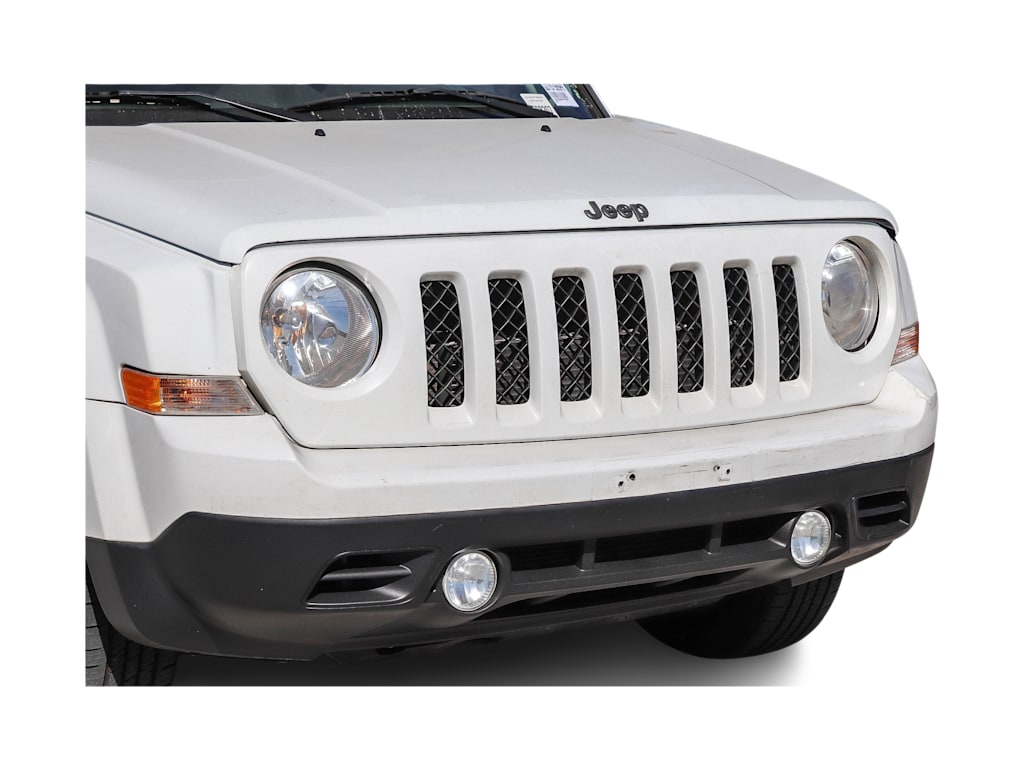 Thumbnail: 2016 Jeep Patriot - 15