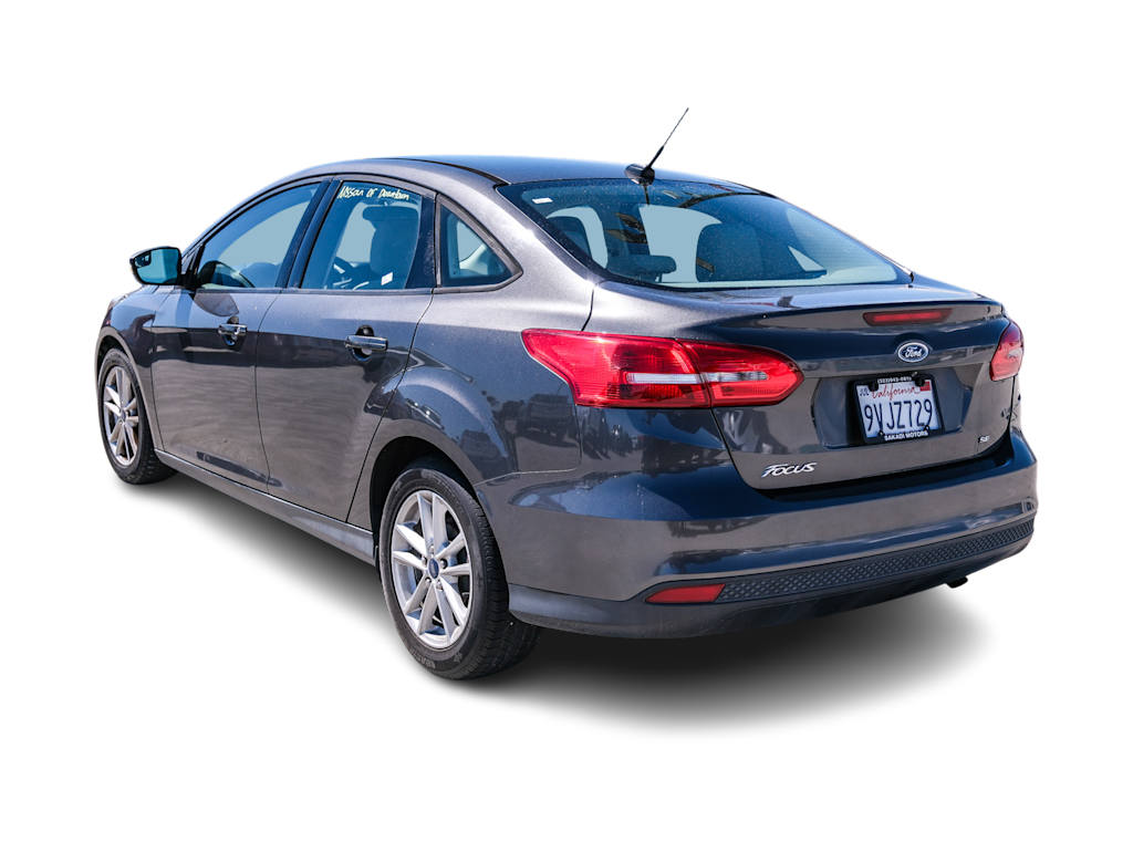 Thumbnail: 2015 Ford Focus - 3