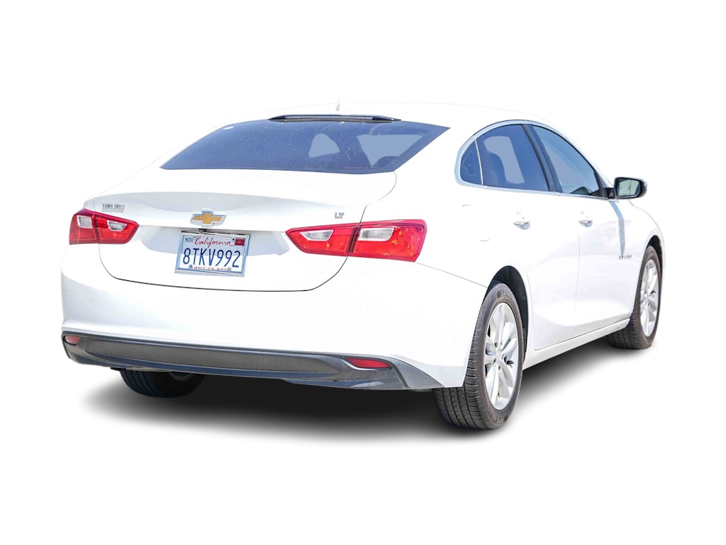 Thumbnail: 2016 Chevrolet Malibu - 15