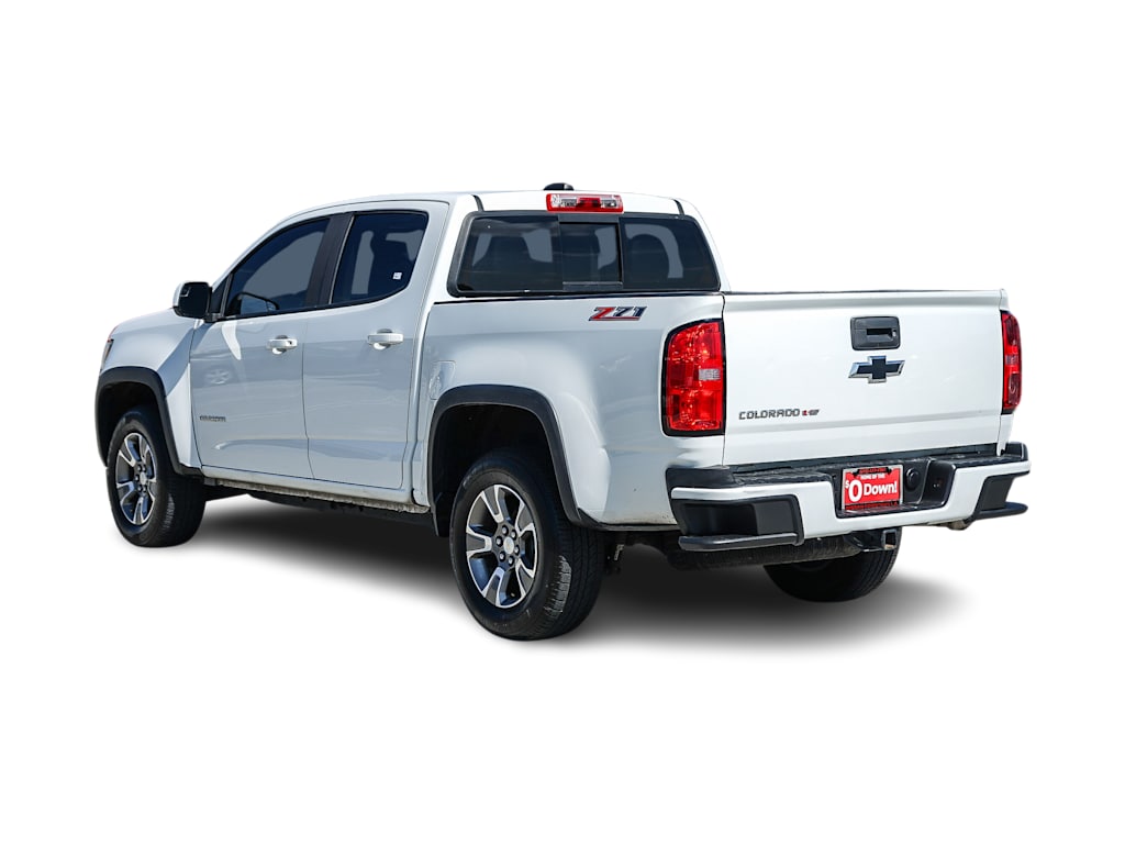 Thumbnail: 2017 Chevrolet Colorado - 3