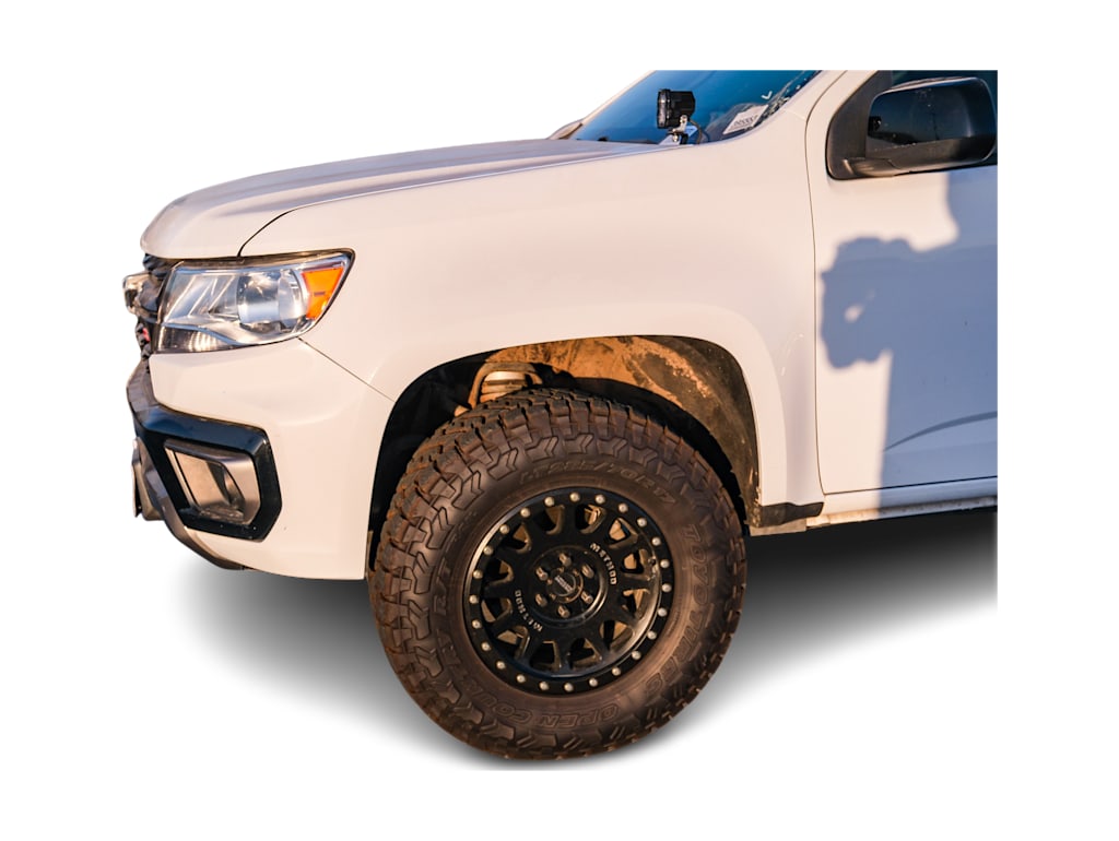 Thumbnail: 2021 Chevrolet Colorado - 3