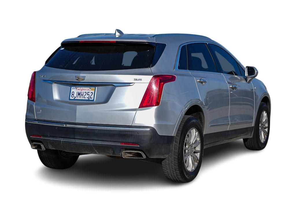 Thumbnail: 2019 Cadillac XT5 - 17