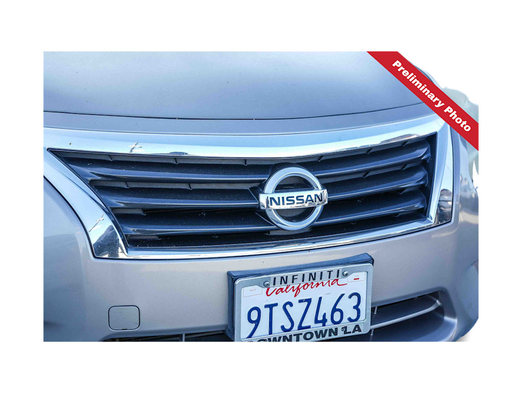 Thumbnail: 2013 Nissan Altima - 15