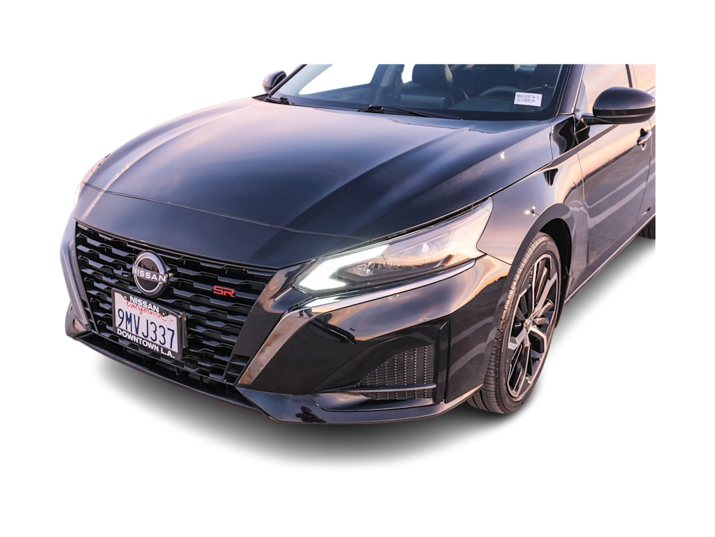 Thumbnail: 2024 Nissan Altima - 21