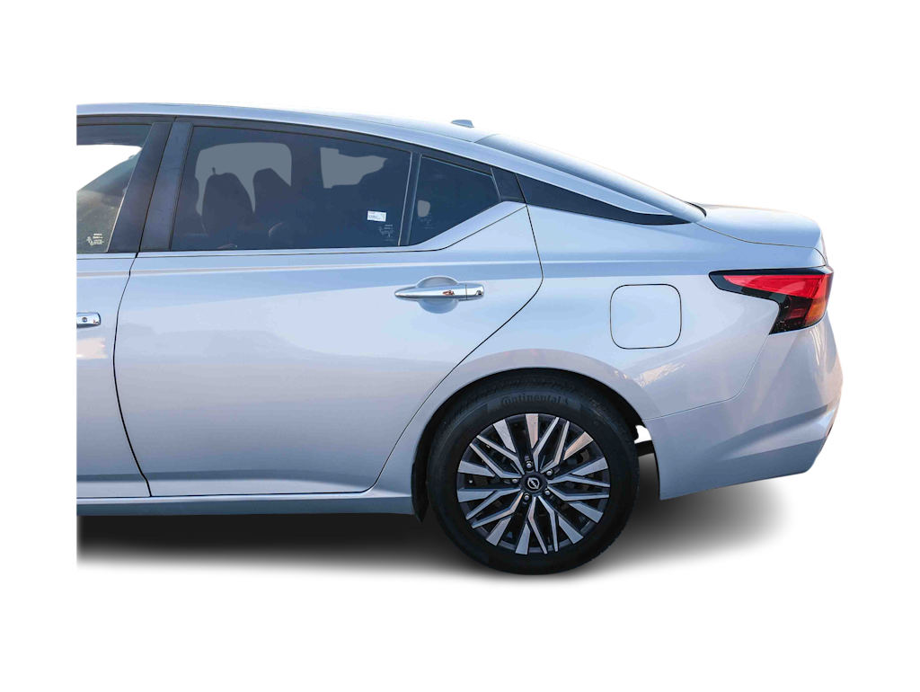 Thumbnail: 2023 Nissan Altima - 14