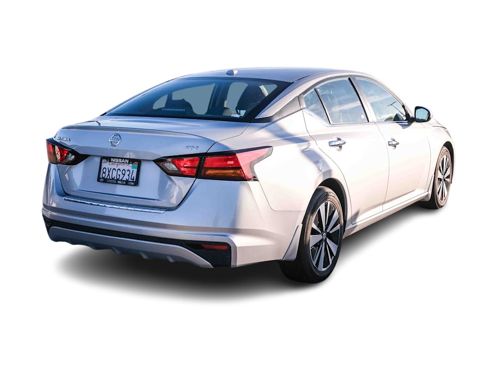 Thumbnail: 2021 Nissan Altima - 16