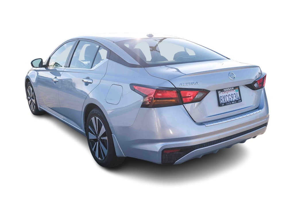 Thumbnail: 2021 Nissan Altima - 4