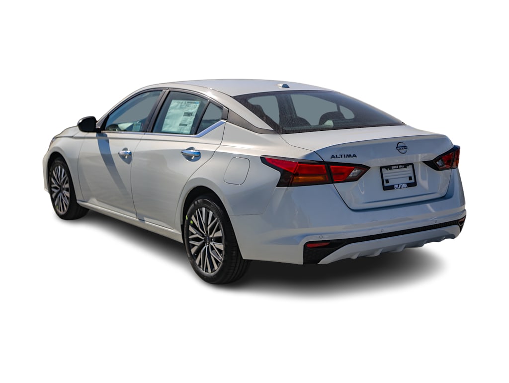 Thumbnail: 2025 Nissan Altima - 2