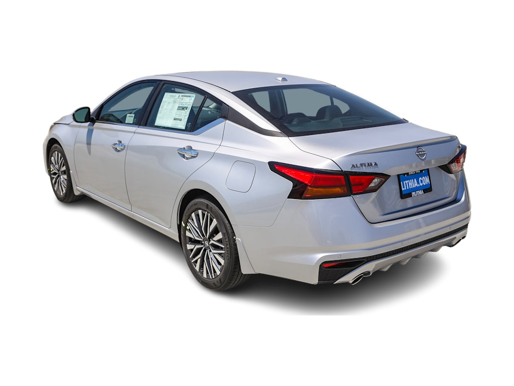 Thumbnail: 2025 Nissan Altima - 3