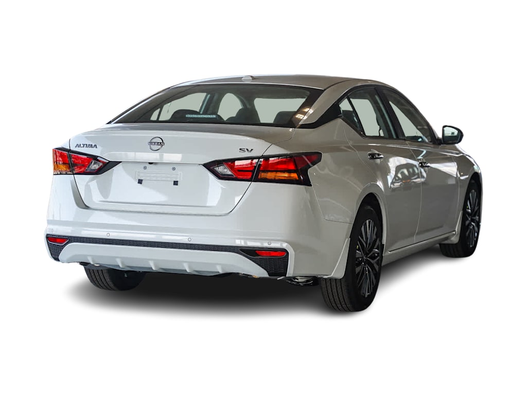 Thumbnail: 2025 Nissan Altima - 17