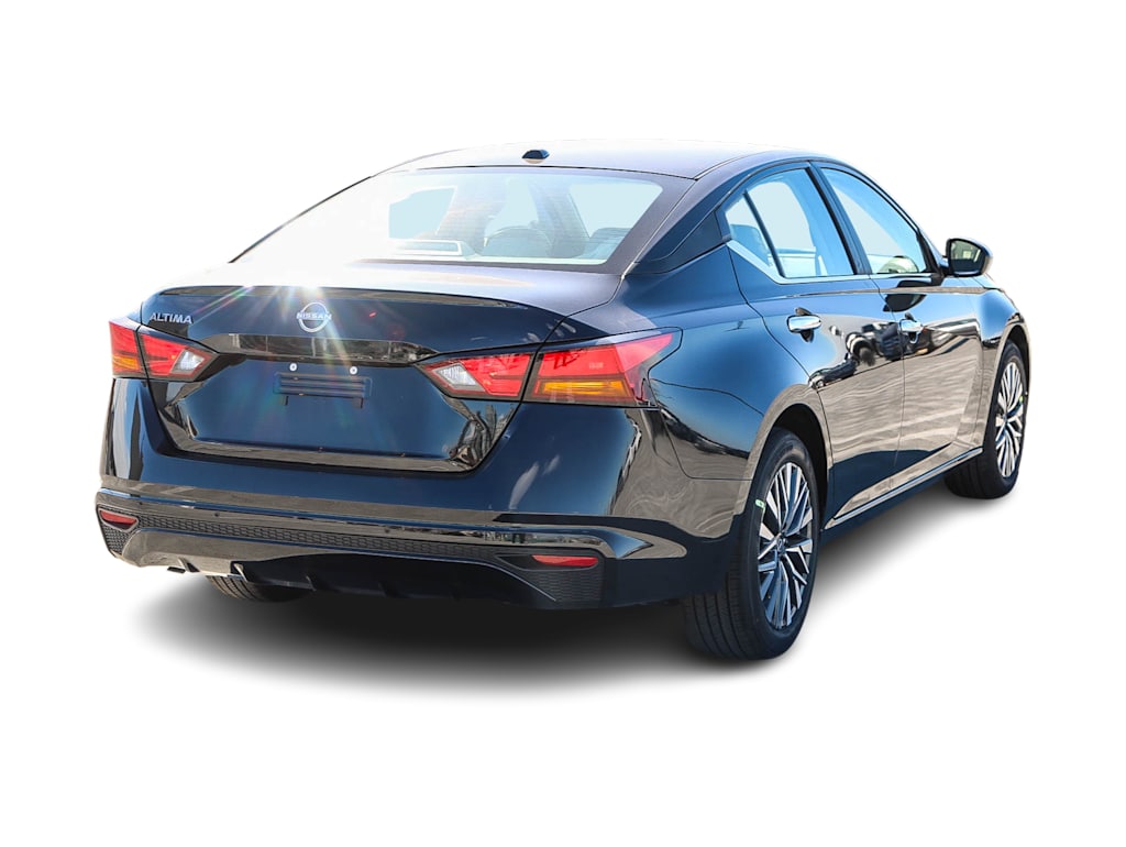 Thumbnail: 2025 Nissan Altima - 17