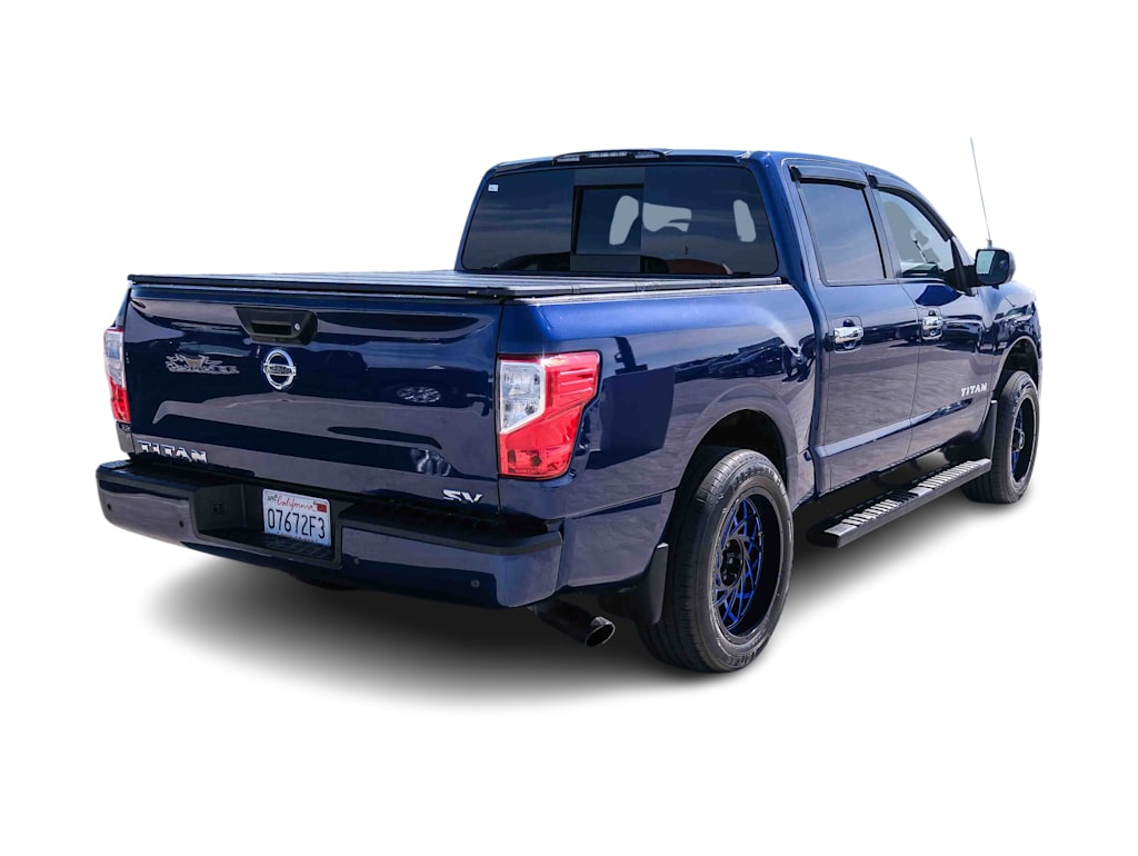 Thumbnail: 2021 Nissan Titan - 17