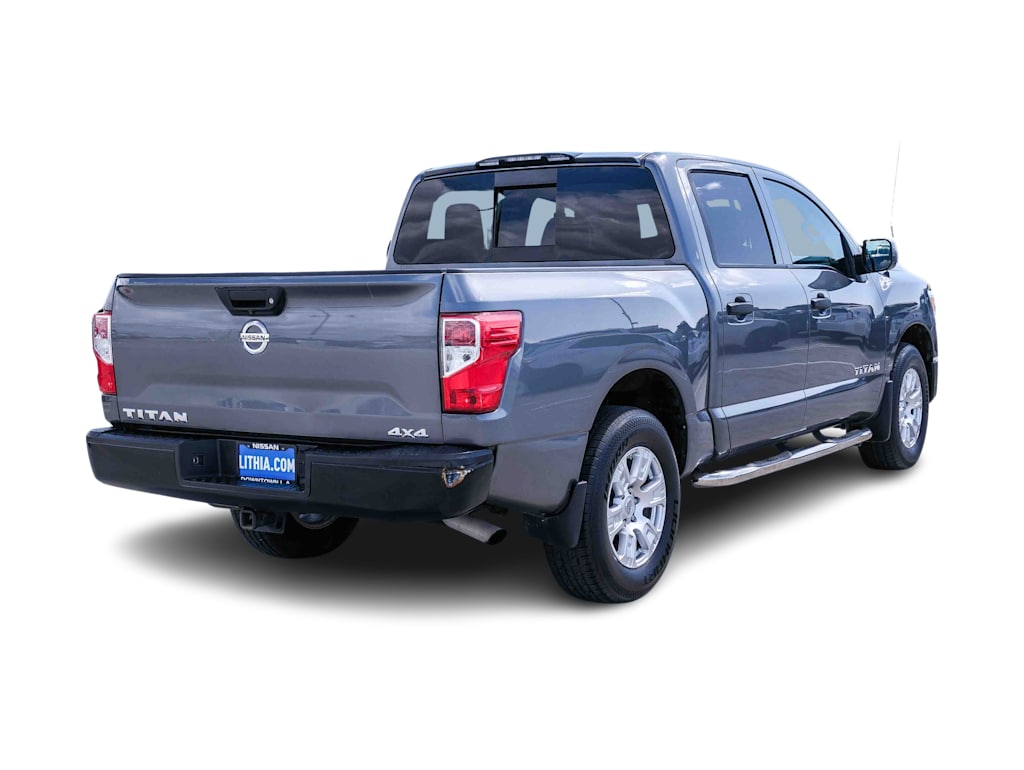 Thumbnail: 2018 Nissan Titan - 17