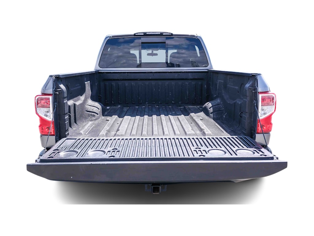 Thumbnail: 2018 Nissan Titan - 14