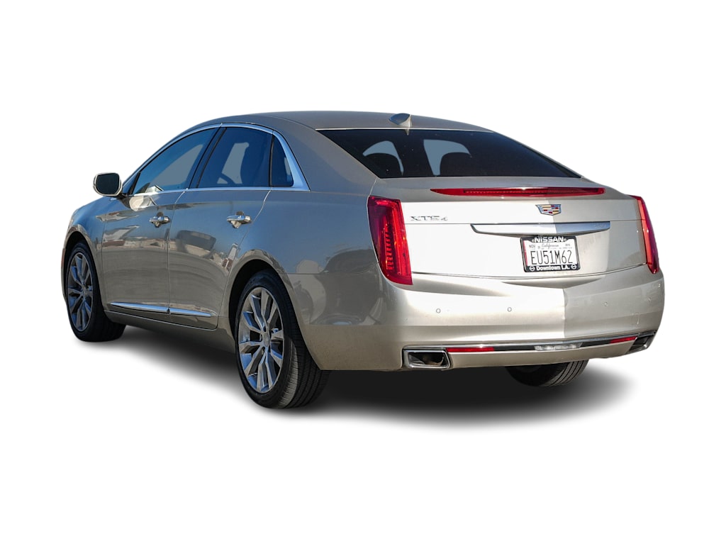 Thumbnail: 2016 Cadillac XTS - 3