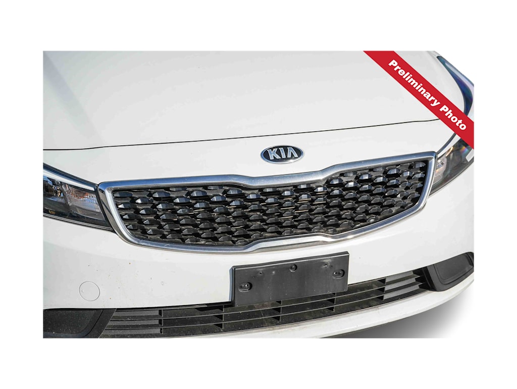 Thumbnail: 2017 Kia Forte - 16