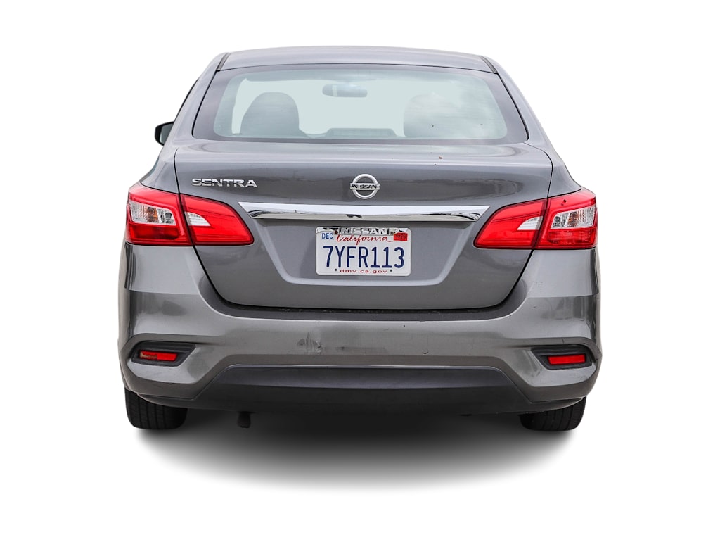 Thumbnail: 2016 Nissan Sentra - 4