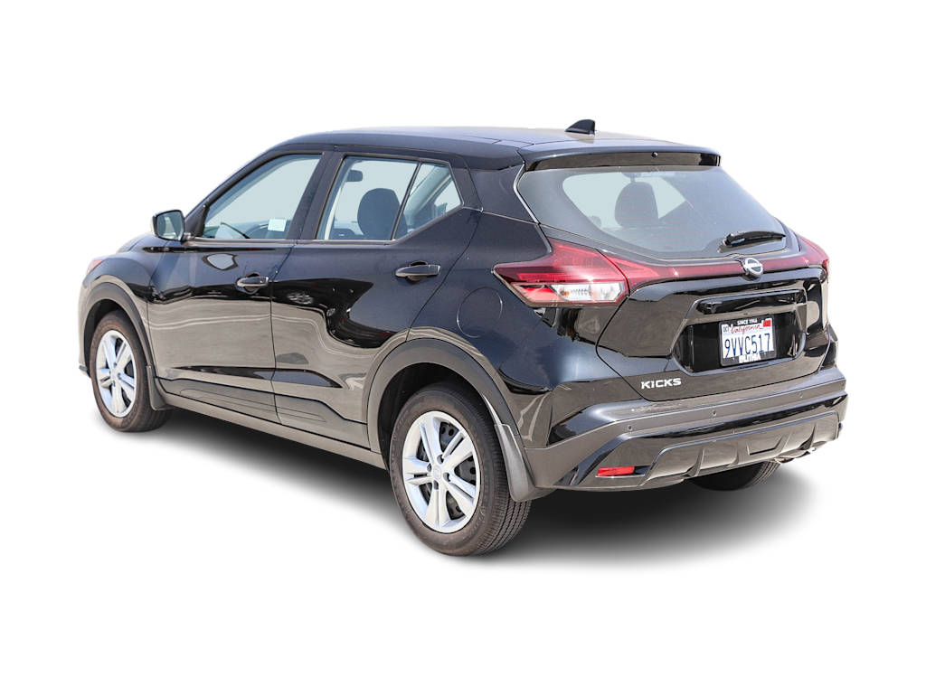 Thumbnail: 2025 Nissan Kicks - 3