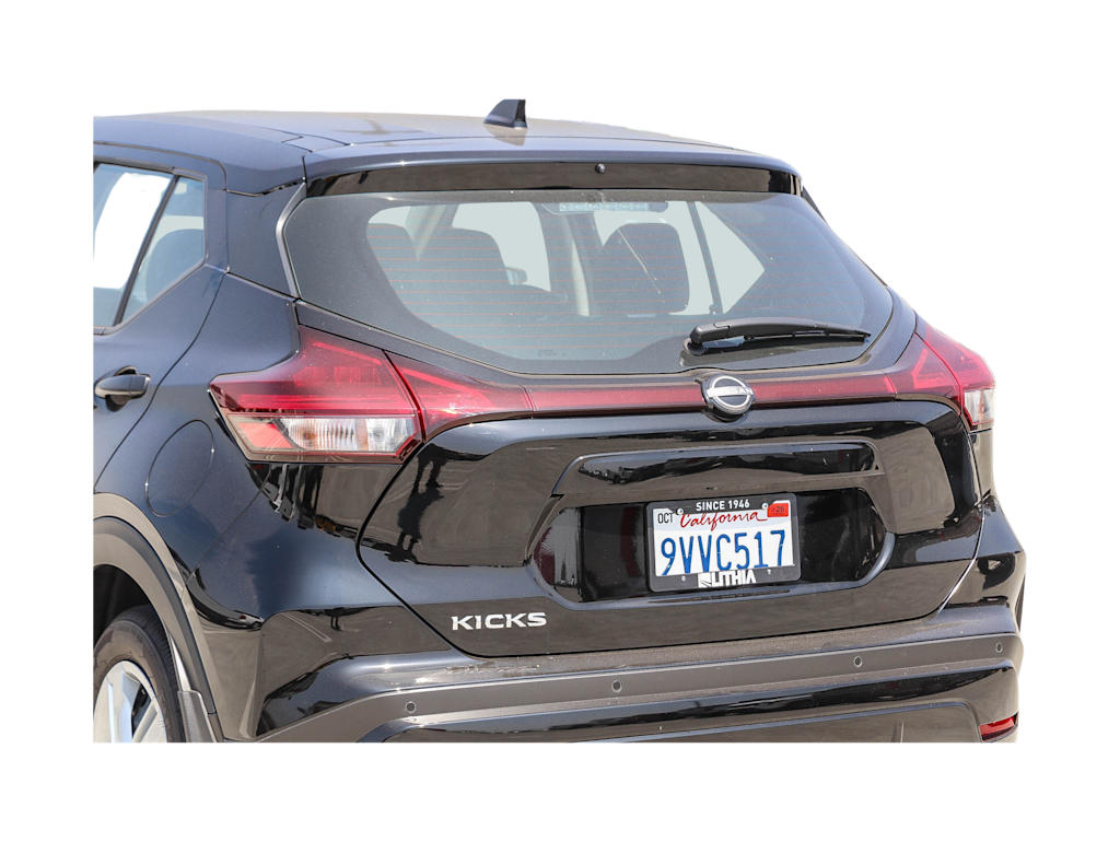 Thumbnail: 2025 Nissan Kicks - 17