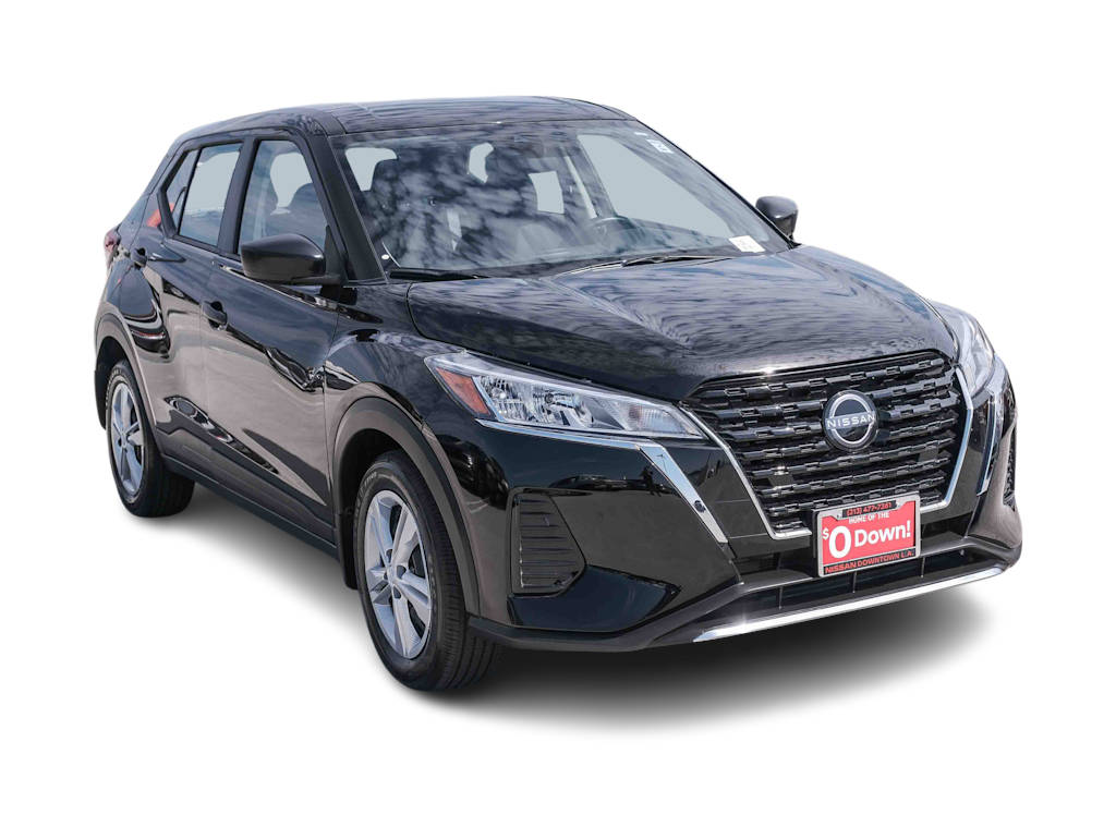 Thumbnail: 2025 Nissan Kicks - 17