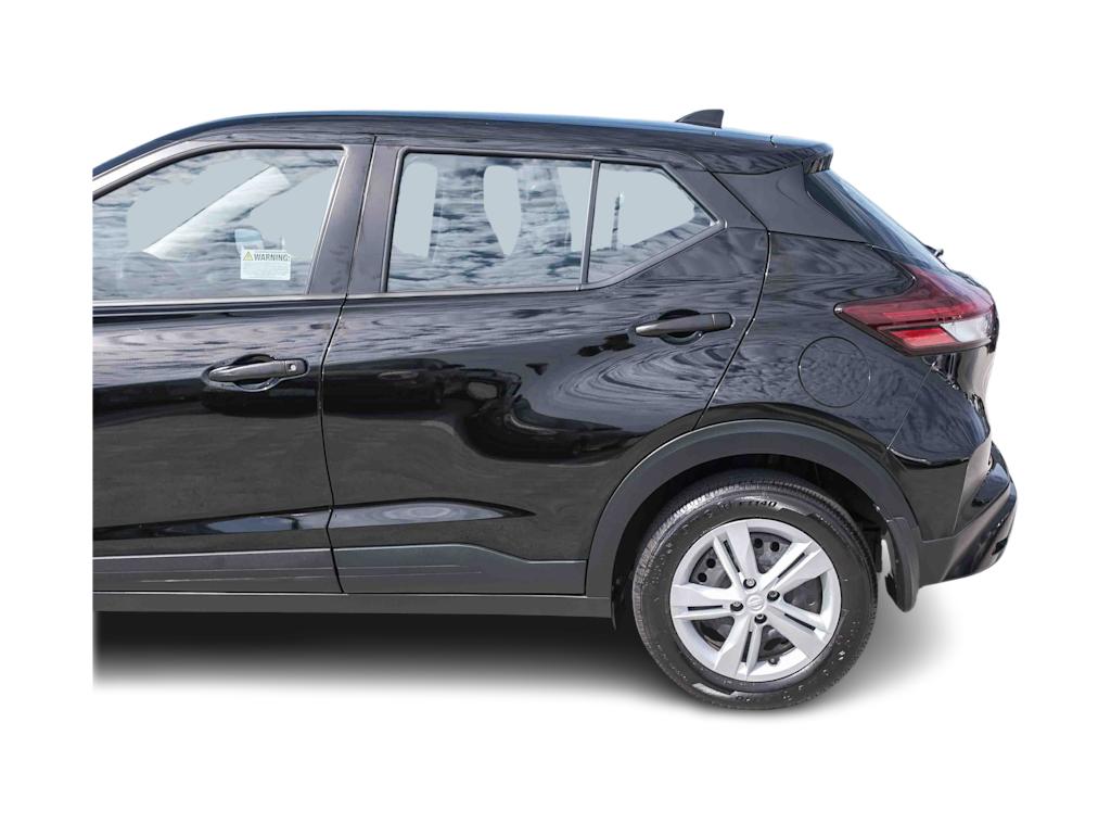 Thumbnail: 2025 Nissan Kicks - 3