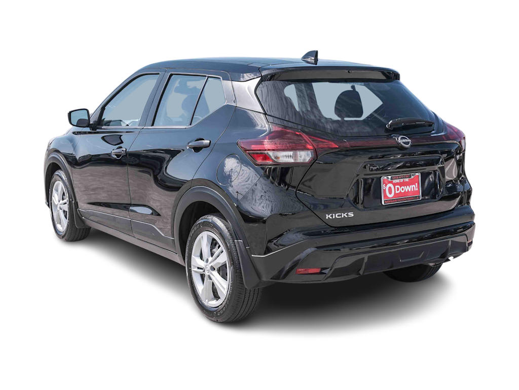 Thumbnail: 2025 Nissan Kicks - 4