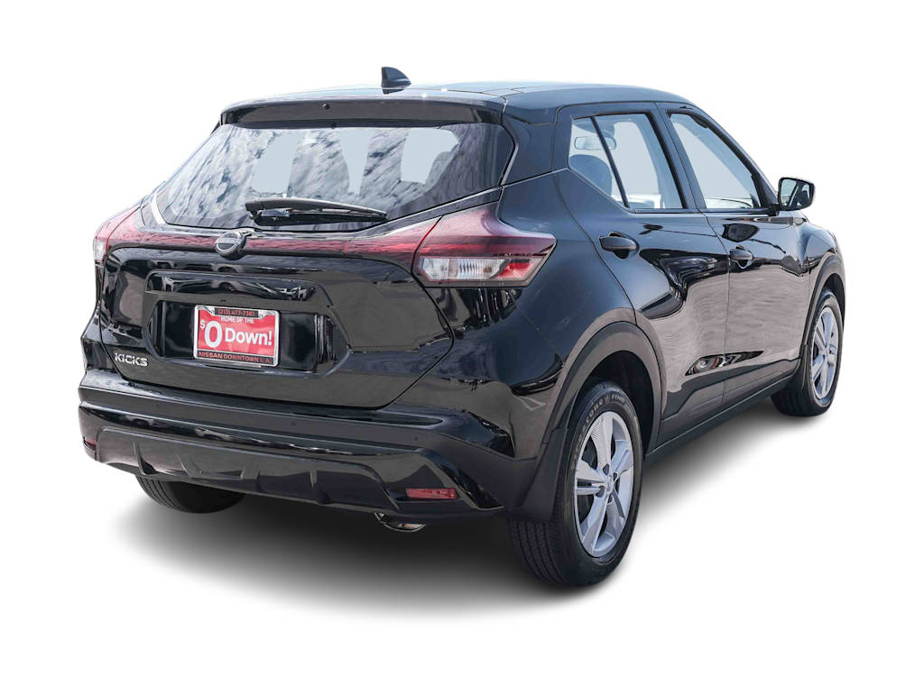 Thumbnail: 2025 Nissan Kicks - 18