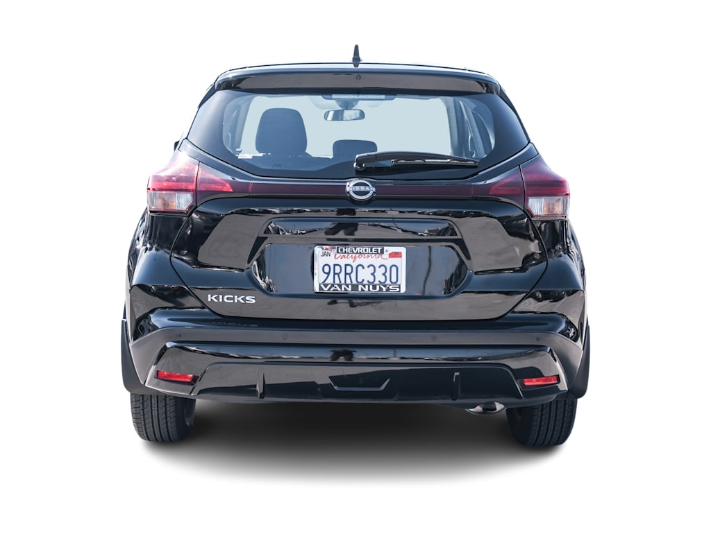 Thumbnail: 2024 Nissan Kicks - 4