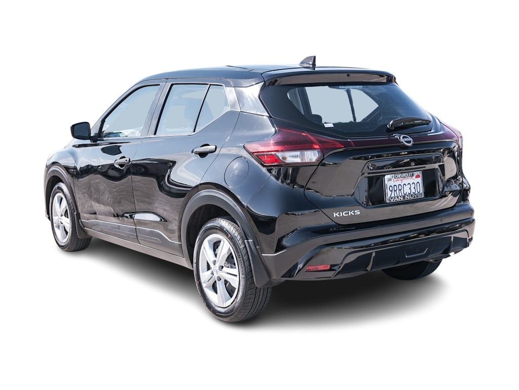 Thumbnail: 2024 Nissan Kicks - 3