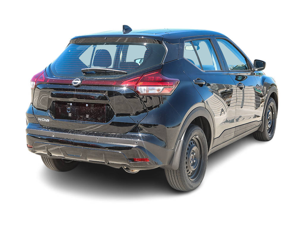 Thumbnail: 2025 Nissan Kicks - 21
