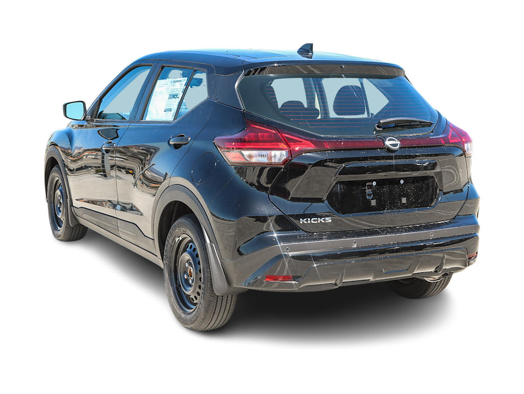 Thumbnail: 2025 Nissan Kicks - 4