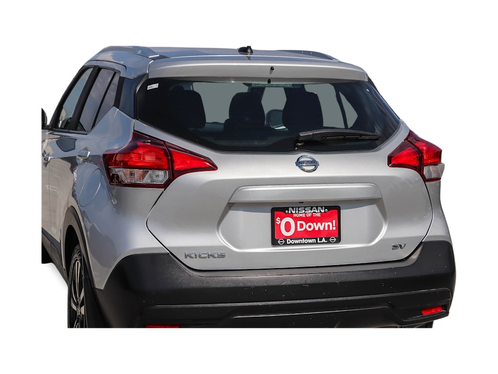 Thumbnail: 2019 Nissan Kicks - 19