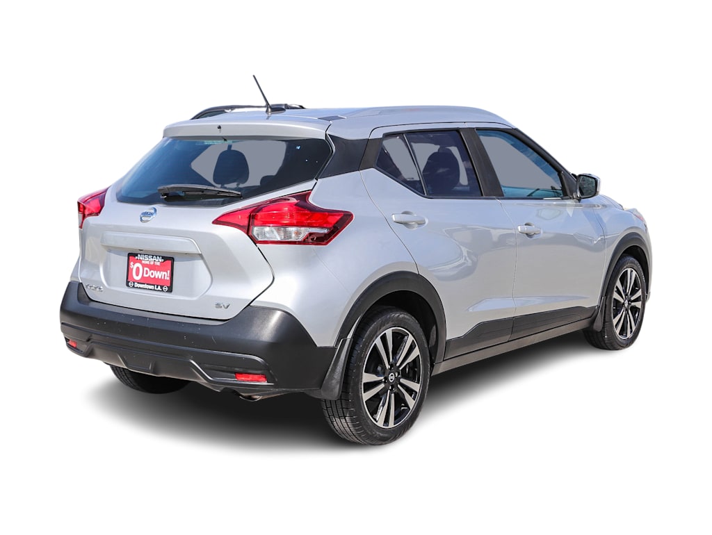 Thumbnail: 2019 Nissan Kicks - 17