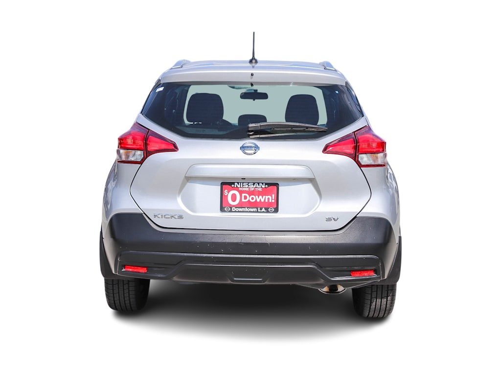 Thumbnail: 2019 Nissan Kicks - 4