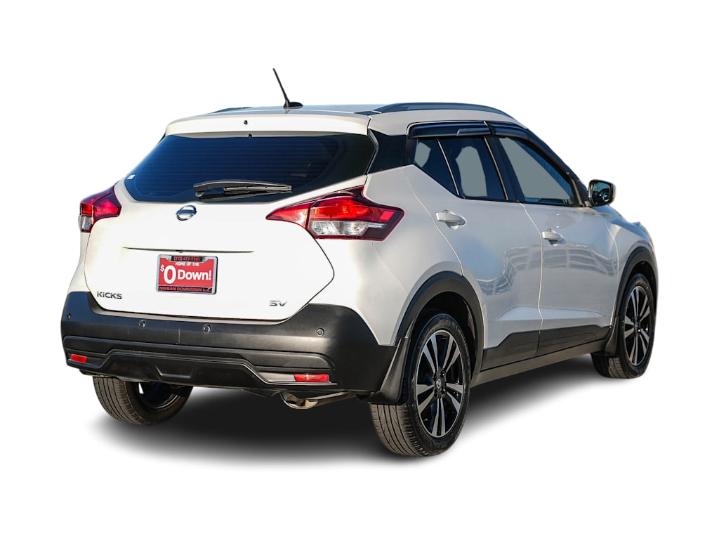 Thumbnail: 2020 Nissan Kicks - 21