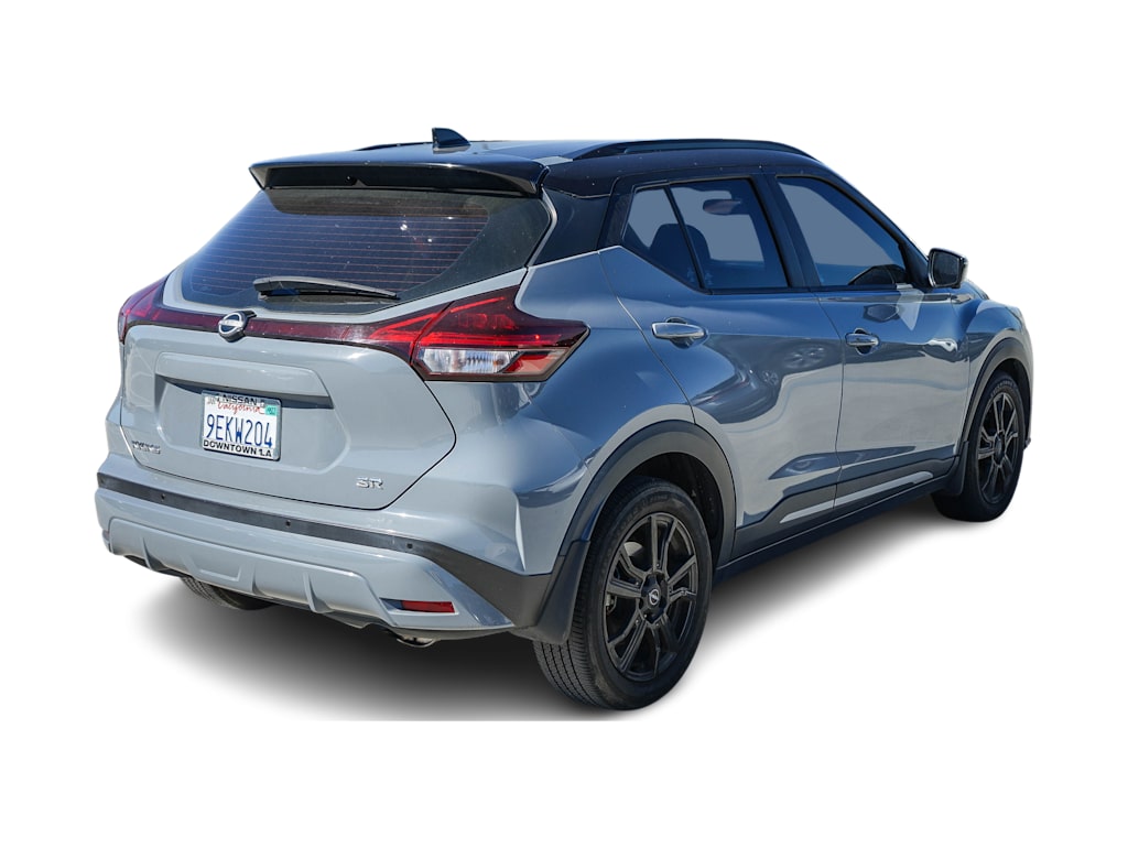 Thumbnail: 2023 Nissan Kicks - 16