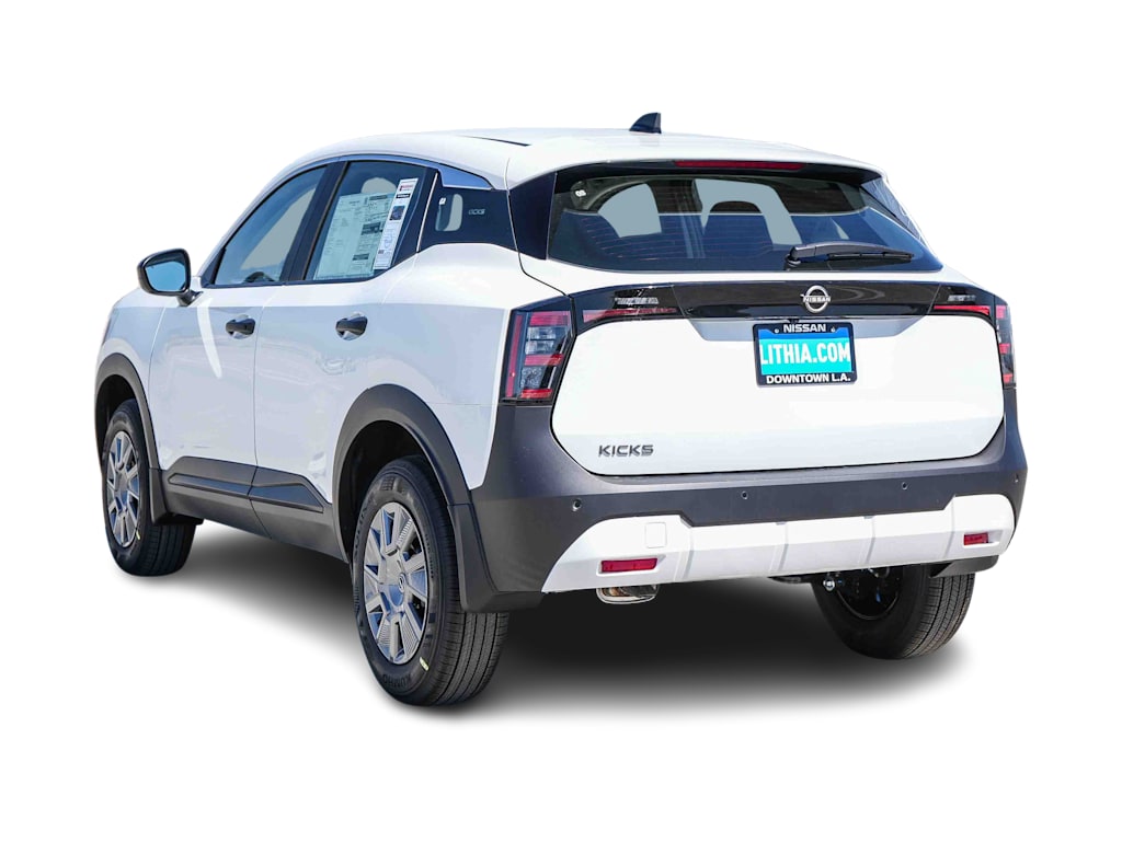 Thumbnail: 2027 Nissan Kicks - 3