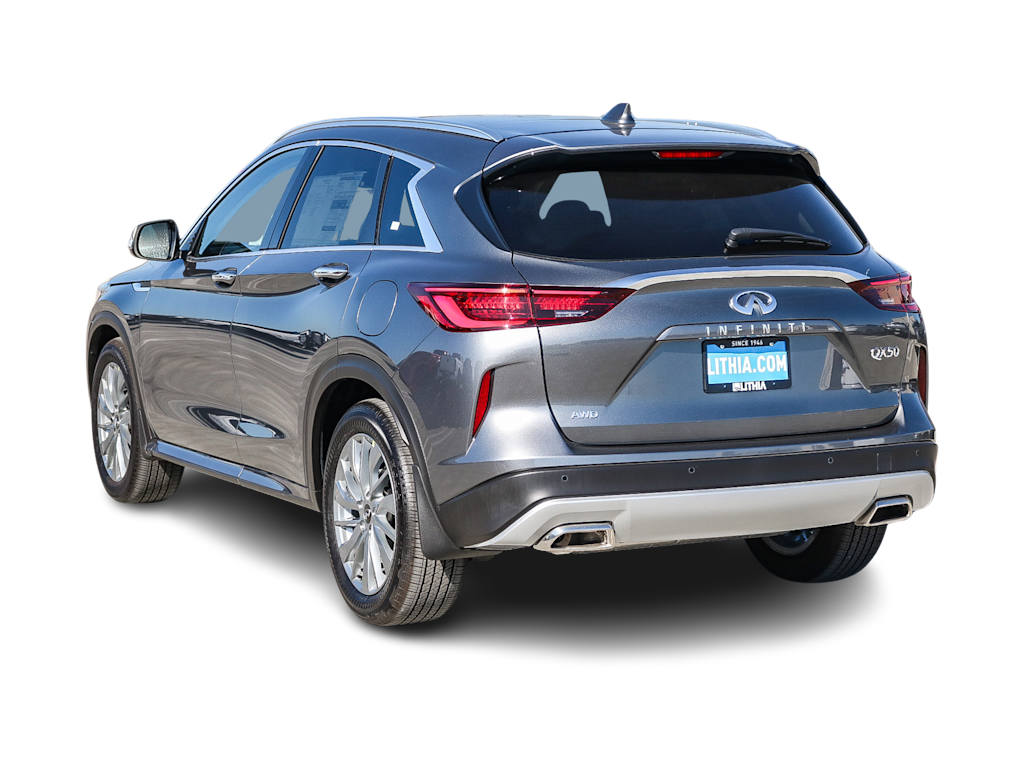 Thumbnail: 2025 INFINITI QX50 - 3