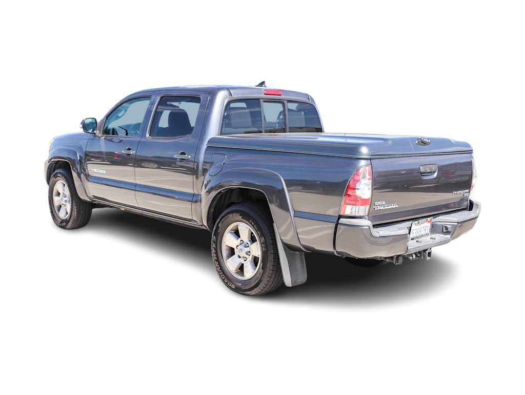 Thumbnail: 2015 Toyota Tacoma - 3