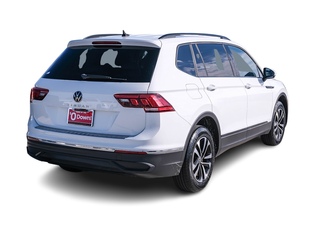 Thumbnail: 2022 Volkswagen Tiguan - 18