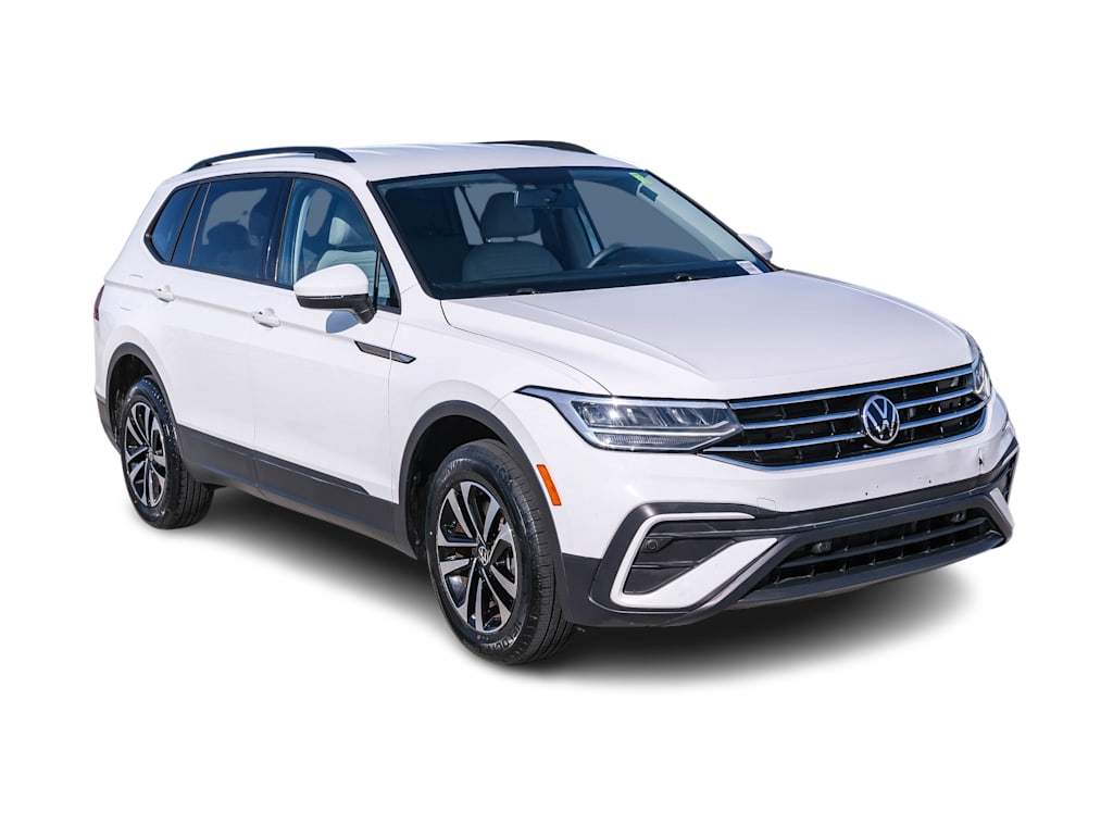 Thumbnail: 2022 Volkswagen Tiguan - 17
