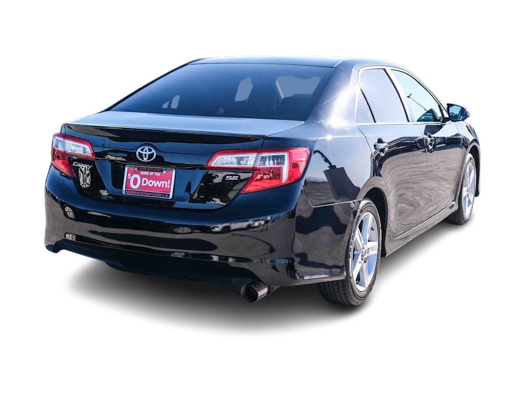 Thumbnail: 2013 Toyota Camry - 18
